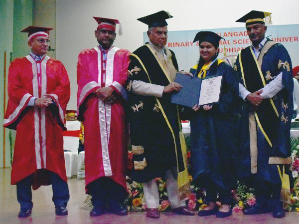 Student receiving Gold Medal in 2nd Convocation on 20th April, 2022